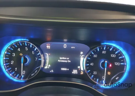 2020 Chrysler Pacifica Touring z USA, uszkodzony, nr VIN 2C4RC1FG8LR123564